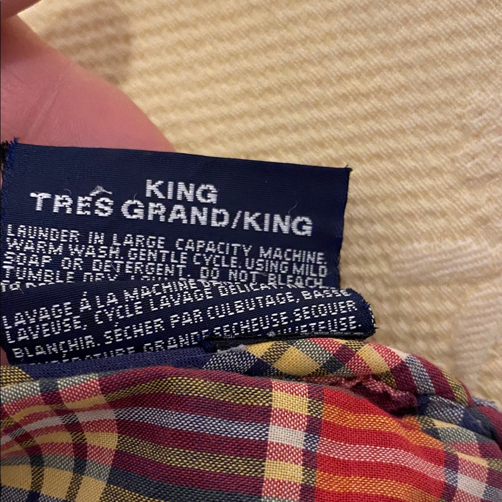 Ralph Lauren Red and Blue Plaid Bed Scarf.  46x 97 nice condition - Picture 3 of 5